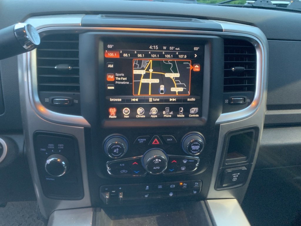 Used 2017 RAM 3500 Big Horn w/ Sport Appearance Group image 16