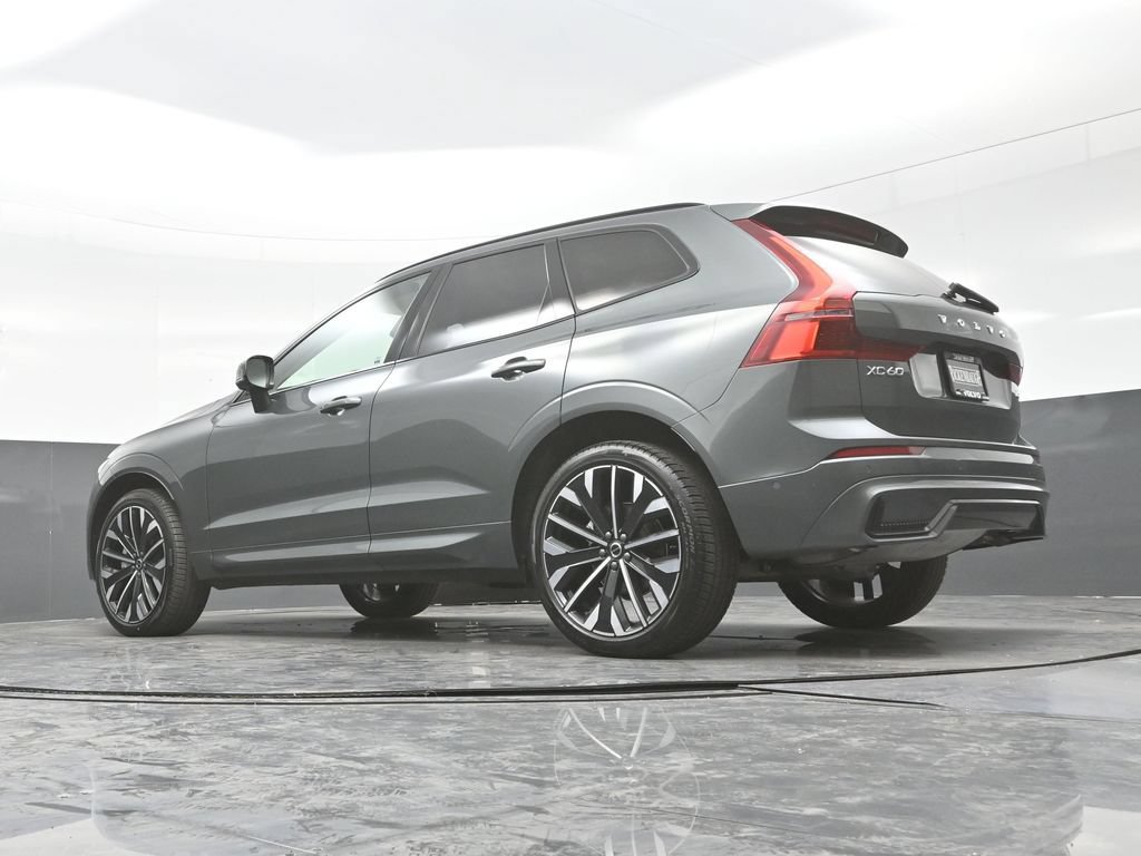New 2026 Volvo XC60 B5 Ultra w/ Climate Package AWD/4WD image 31