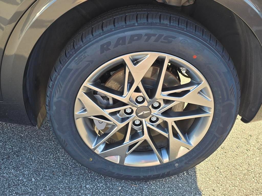 Used 2025 Genesis GV70 2.5T AWD/4WD image 15
