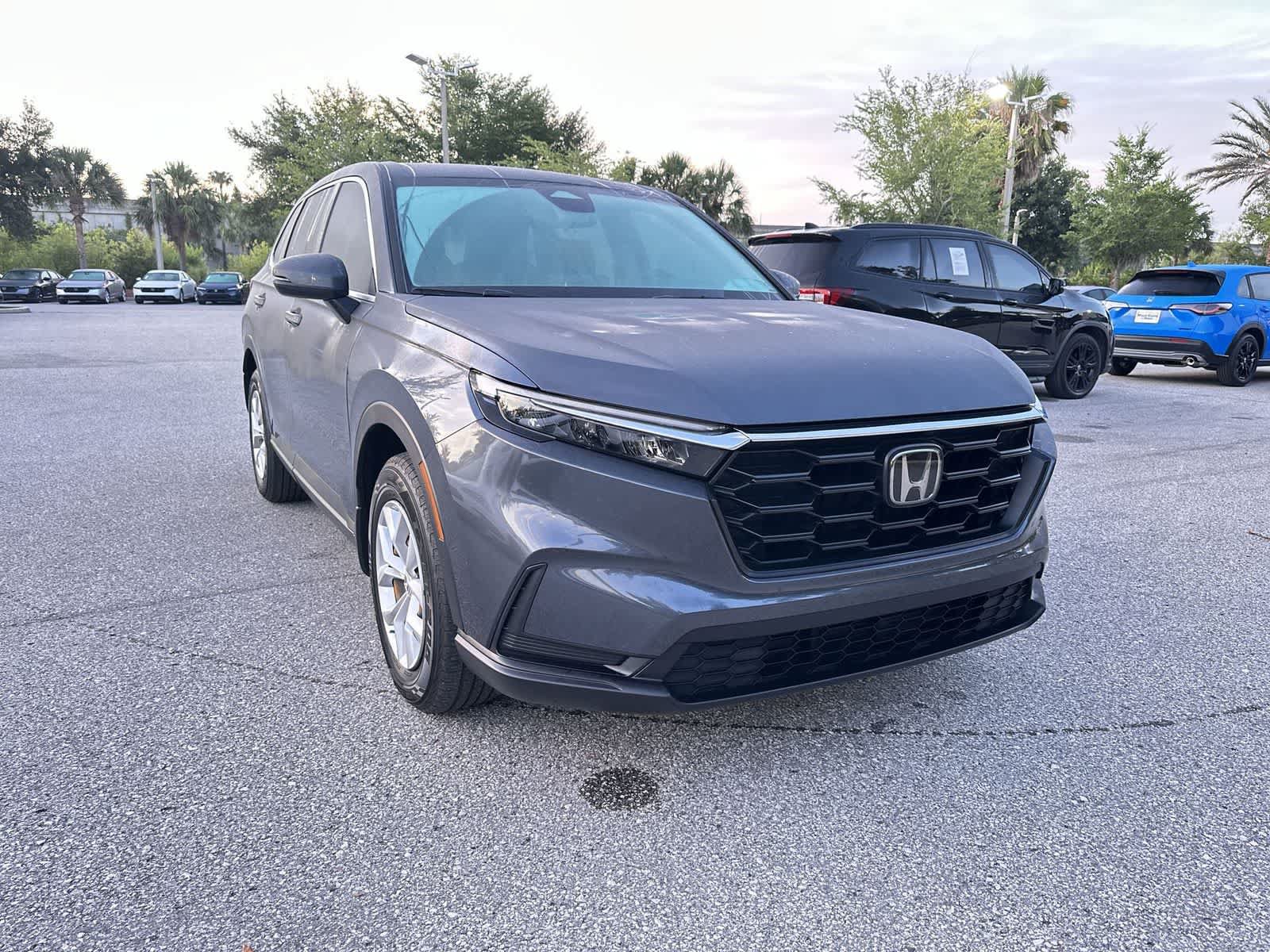 Used 2025 Honda CR-V LX image 8