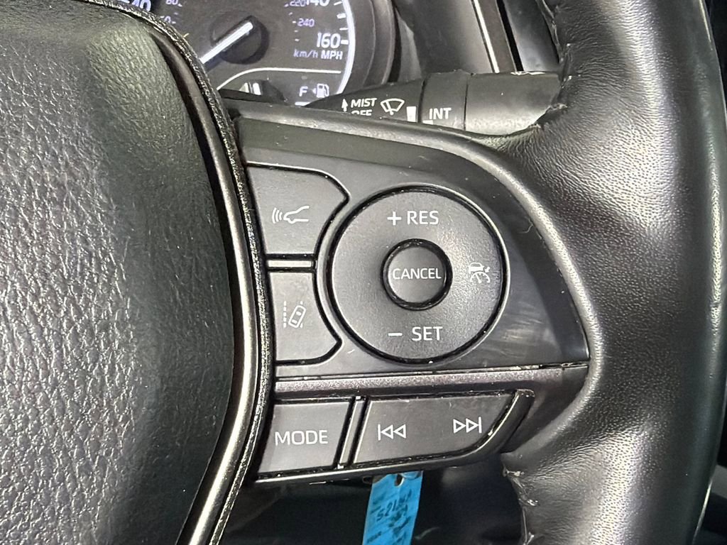 Used 2023 Toyota Camry SE image 25