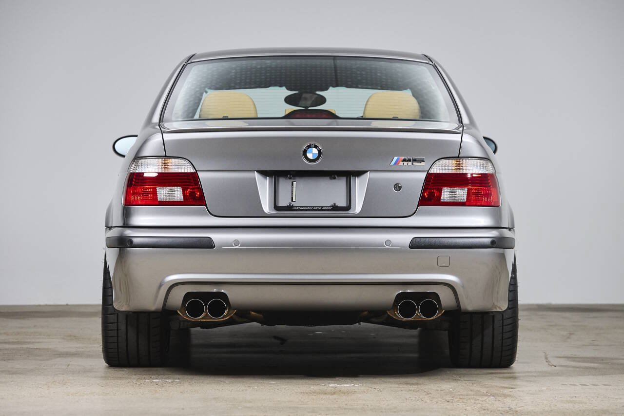 Used 2003 BMW M5 RWD image 6