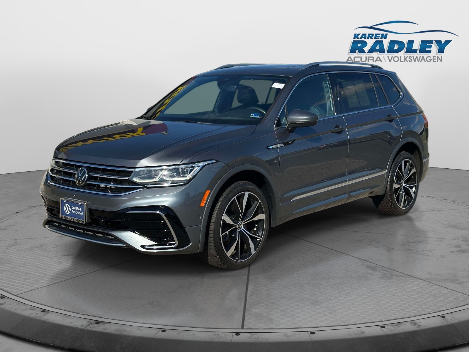 Certified 2024 Volkswagen Tiguan SEL R-Line AWD/4WD image 5