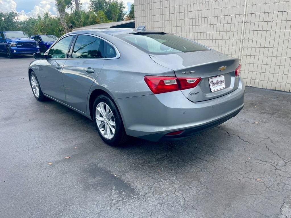 Used 2025 Chevrolet Malibu LT FWD image 3