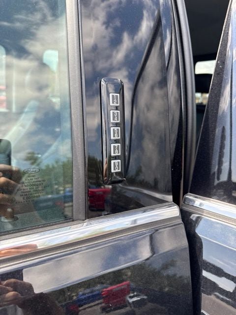 New 2026 Ford F250 Lariat w/ Lariat Ultimate Package AWD/4WD image 16