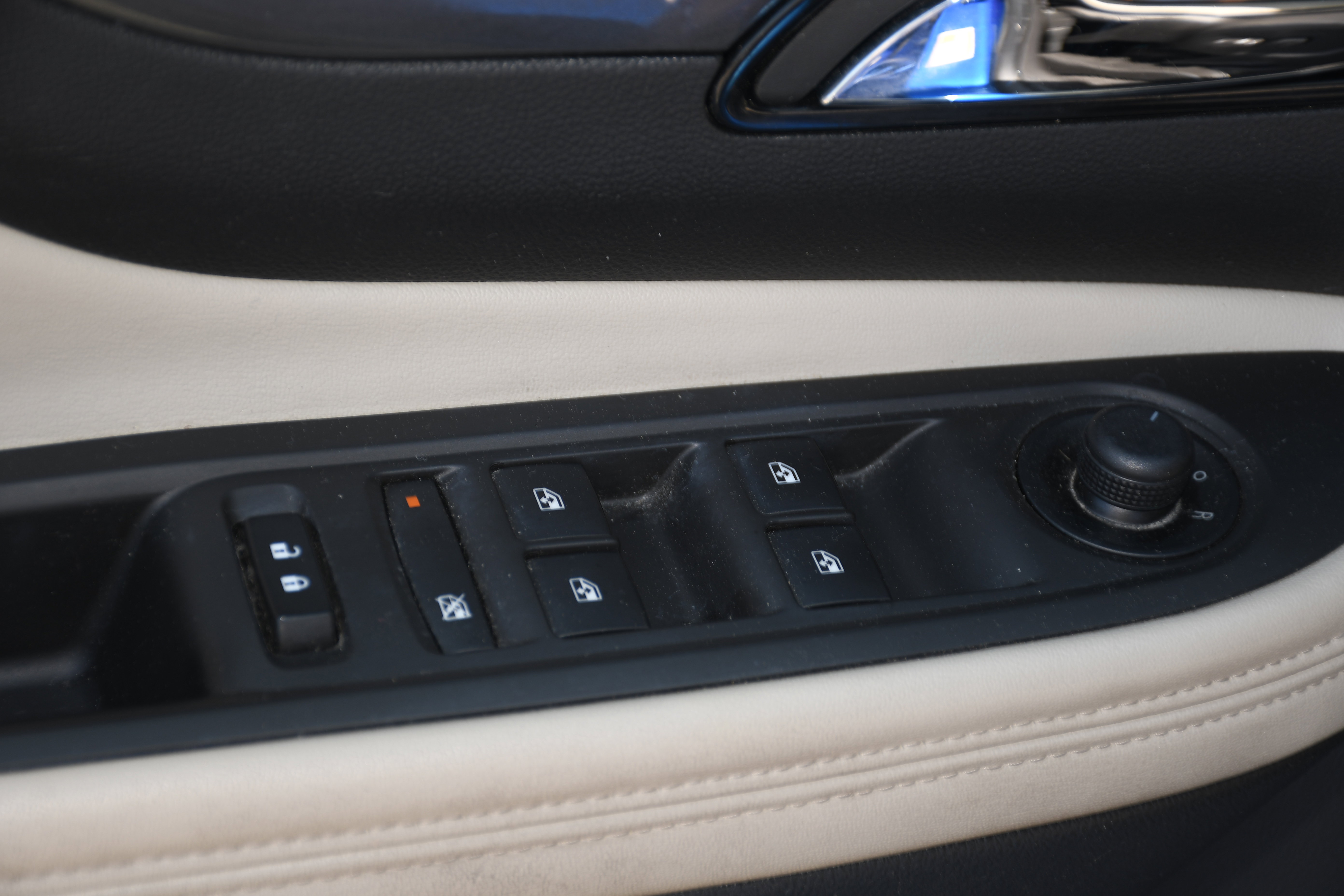 Used 2017 Buick Encore Preferred image 10