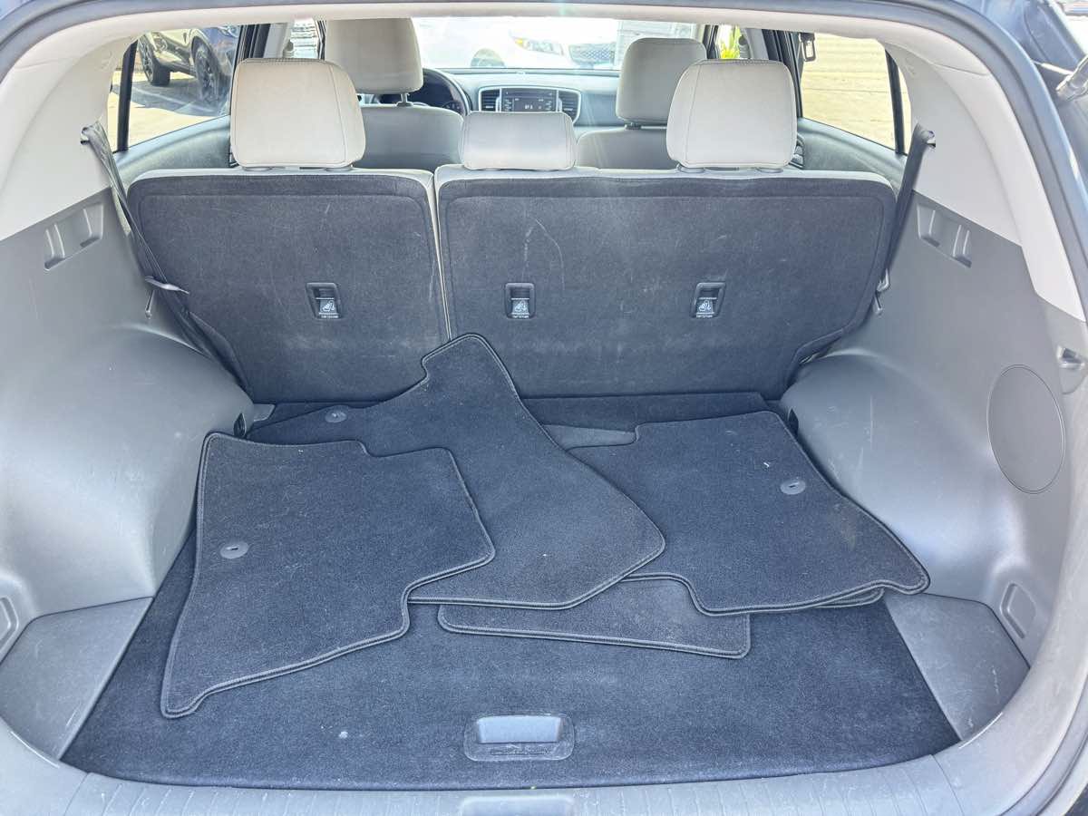 Used 2019 Kia Sportage LX FWD image 23
