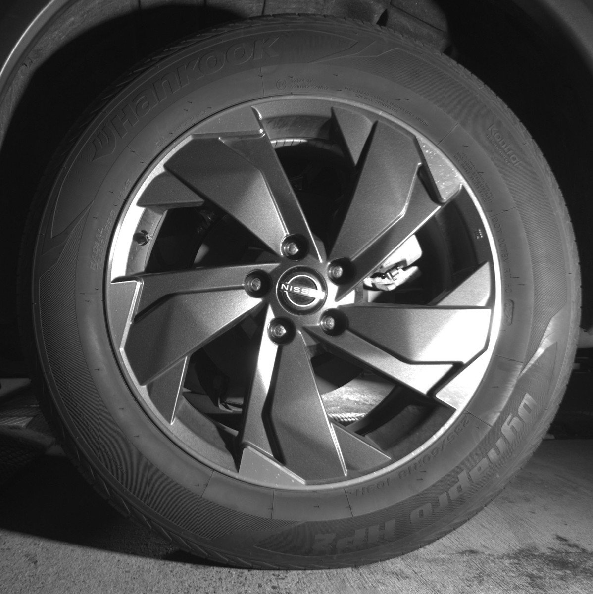 Used 2025 Nissan Rogue SV AWD/4WD image 14