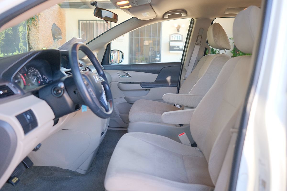 Used 2016 Honda Odyssey LX image 11