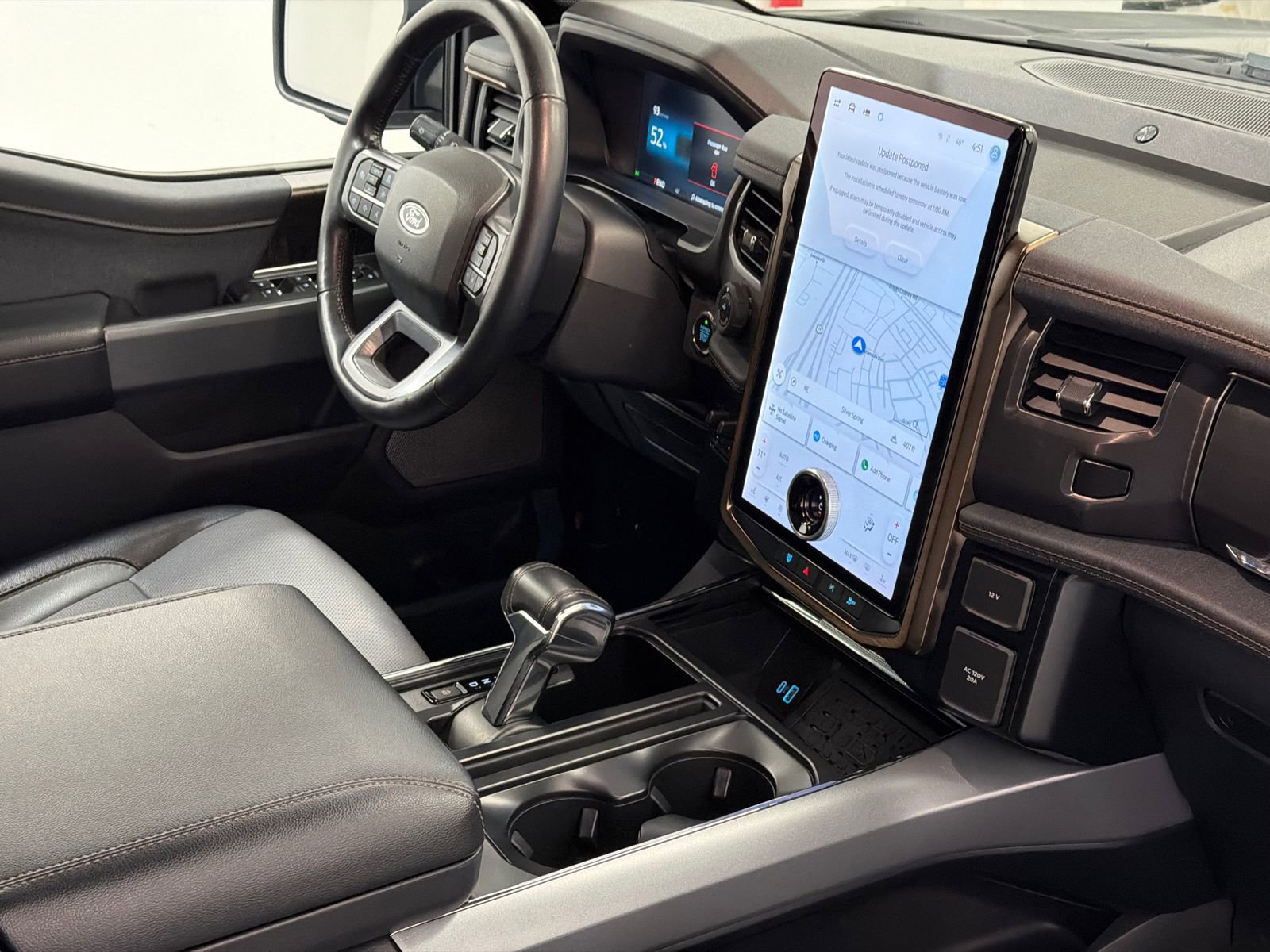 Used 2023 Ford F150 Lightning Lariat w/ Tow Technology Package image 10