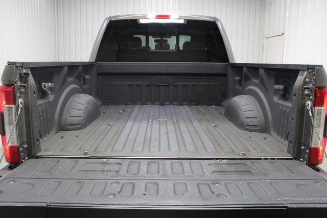 Used 2019 Ford F250 Lariat w/ Chrome Package image 7
