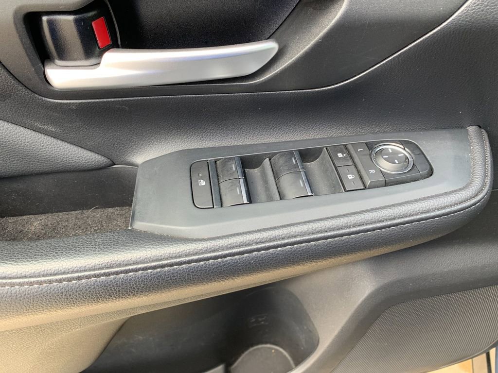 Used 2024 Toyota Grand Highlander XLE image 13