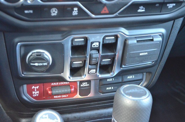 Used 2023 Jeep Gladiator Mojave w/ LED Lighting Group image 30