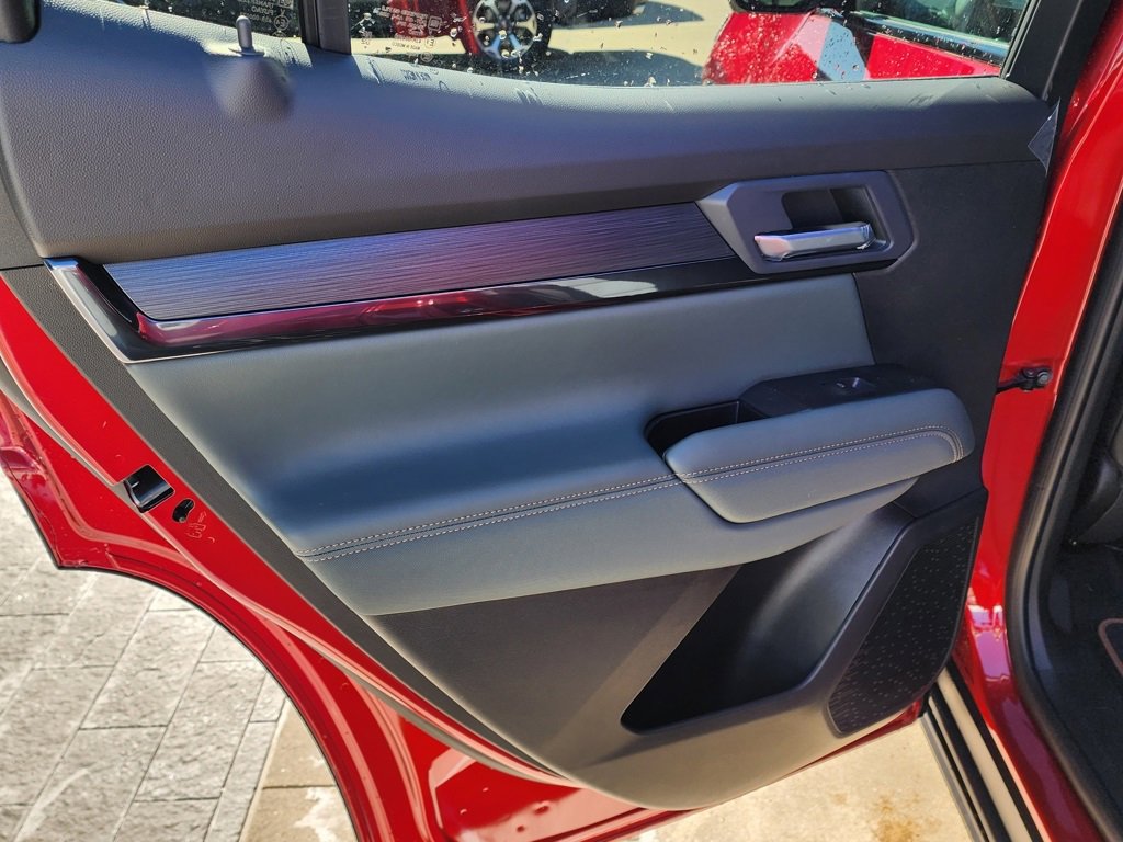 New 2026 GMC Terrain AT4 w/ Convenience Package III image 43