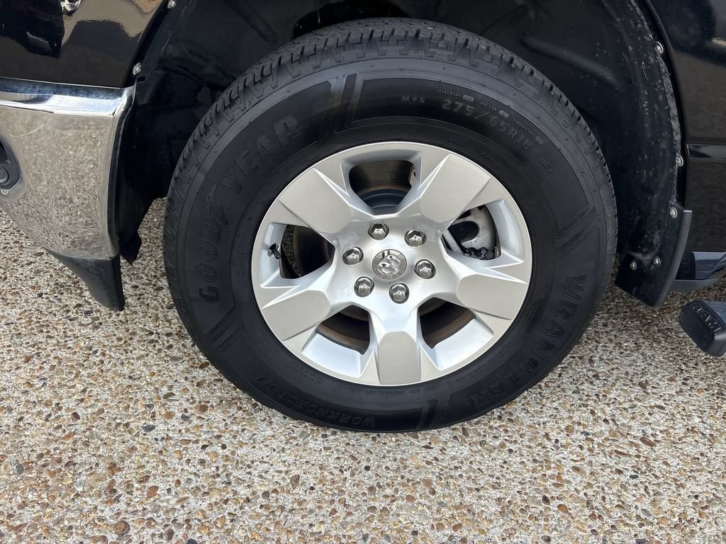 Used 2019 RAM 1500 Big Horn AWD/4WD image 32