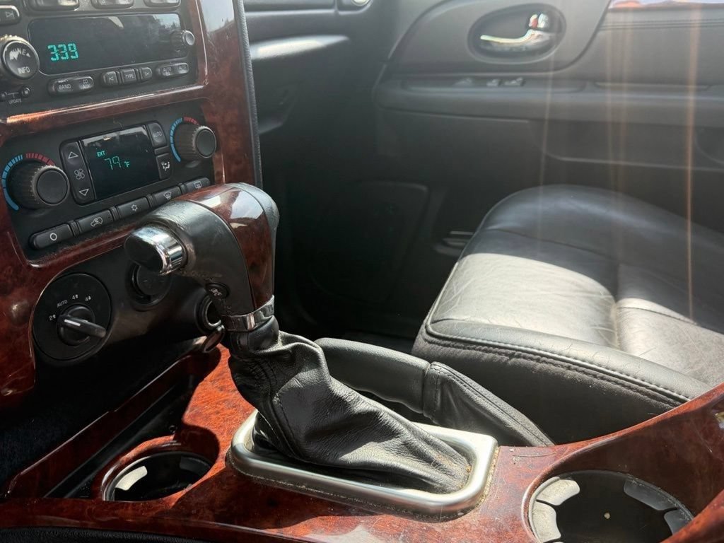 Used 2006 GMC Envoy Denali AWD/4WD image 25