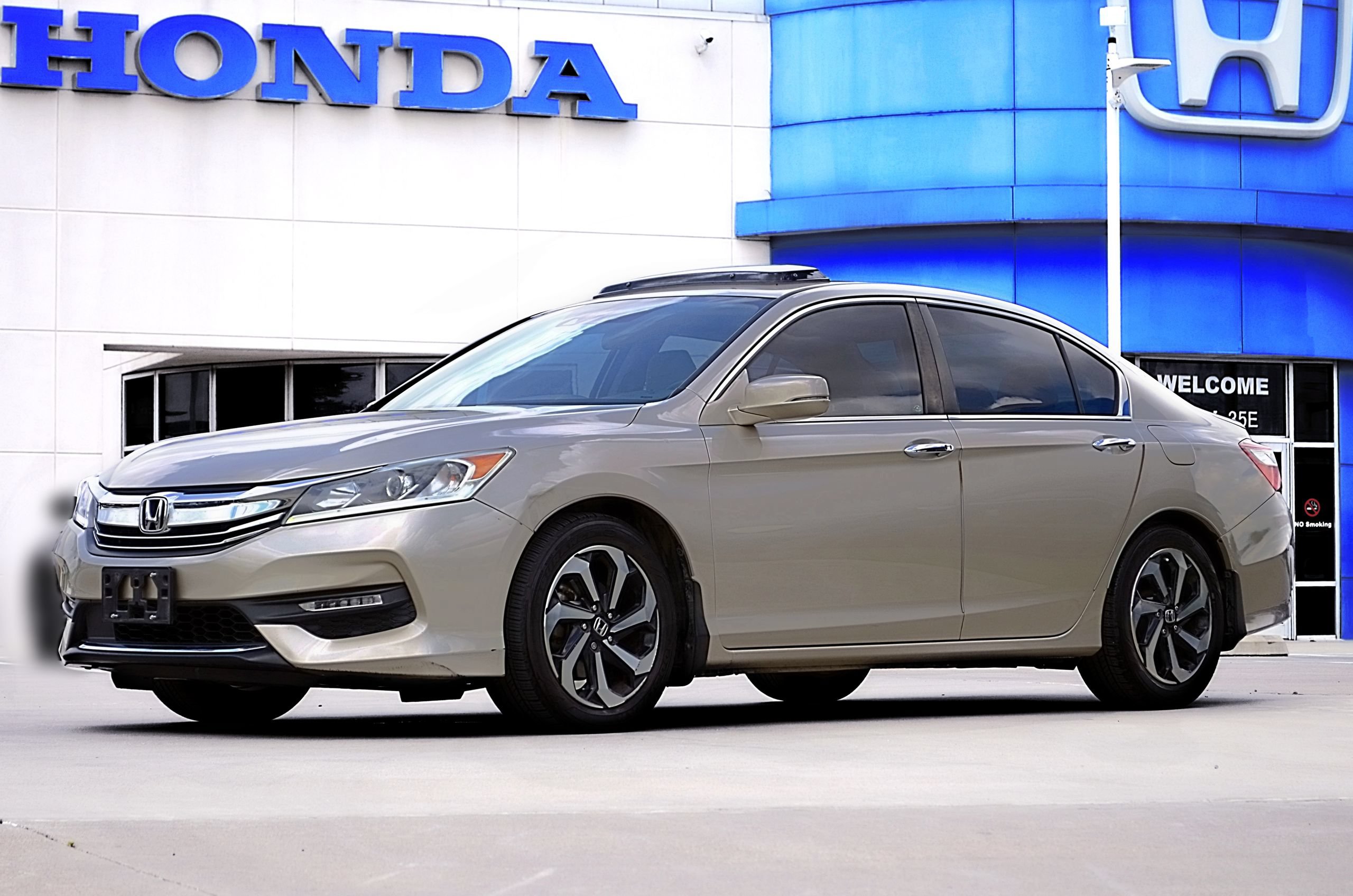 Used 2017 Honda Accord EX