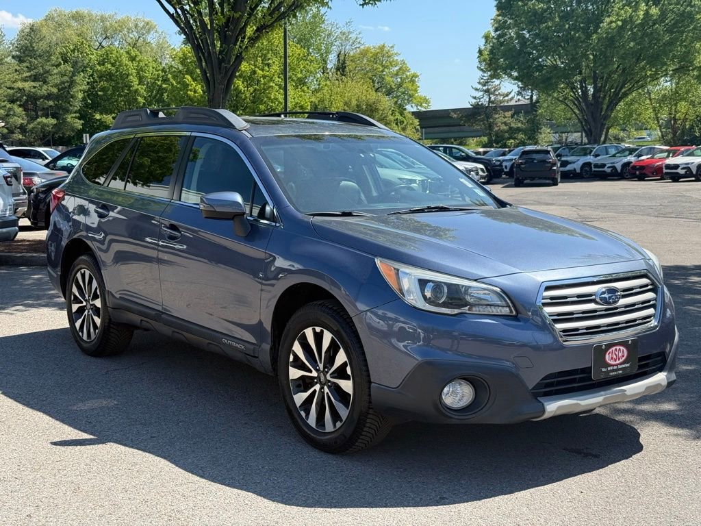 Used 2015 Subaru Outback 3.6R Limited AWD/4WD image 4