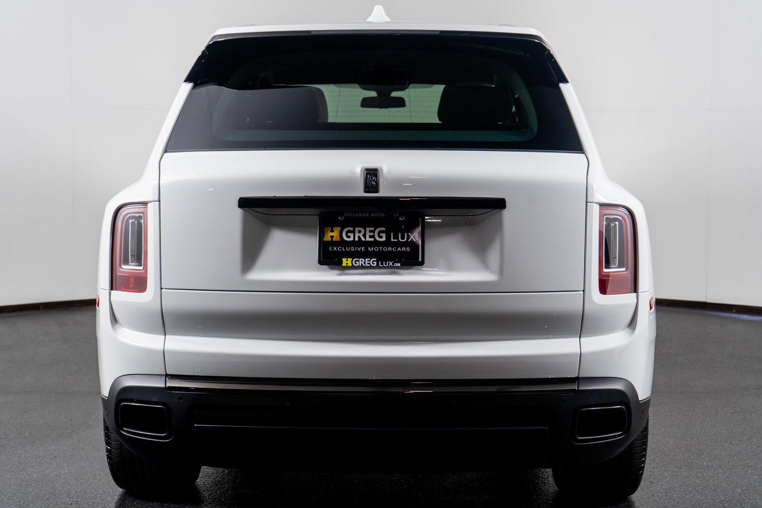 Used 2023 Rolls-Royce Cullinan Black Badge image 10