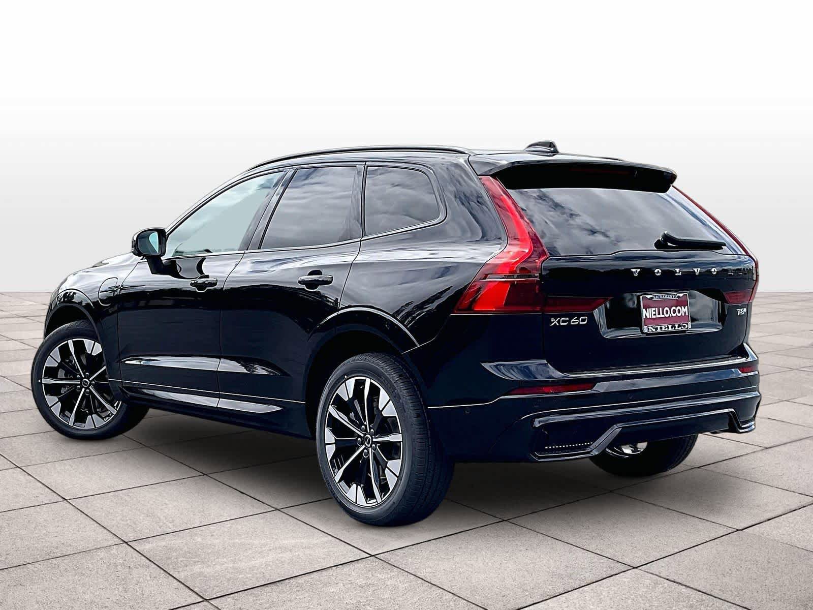 New 2026 Volvo XC60 T8 Plus w/ Climate Package AWD/4WD image 3