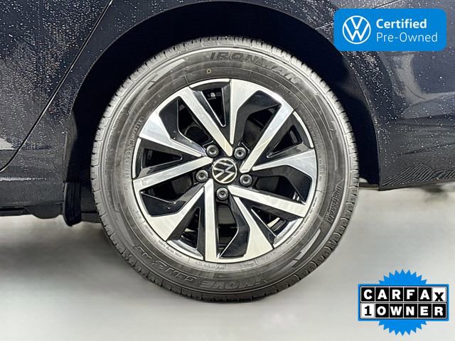 Certified 2024 Volkswagen Jetta S image 28