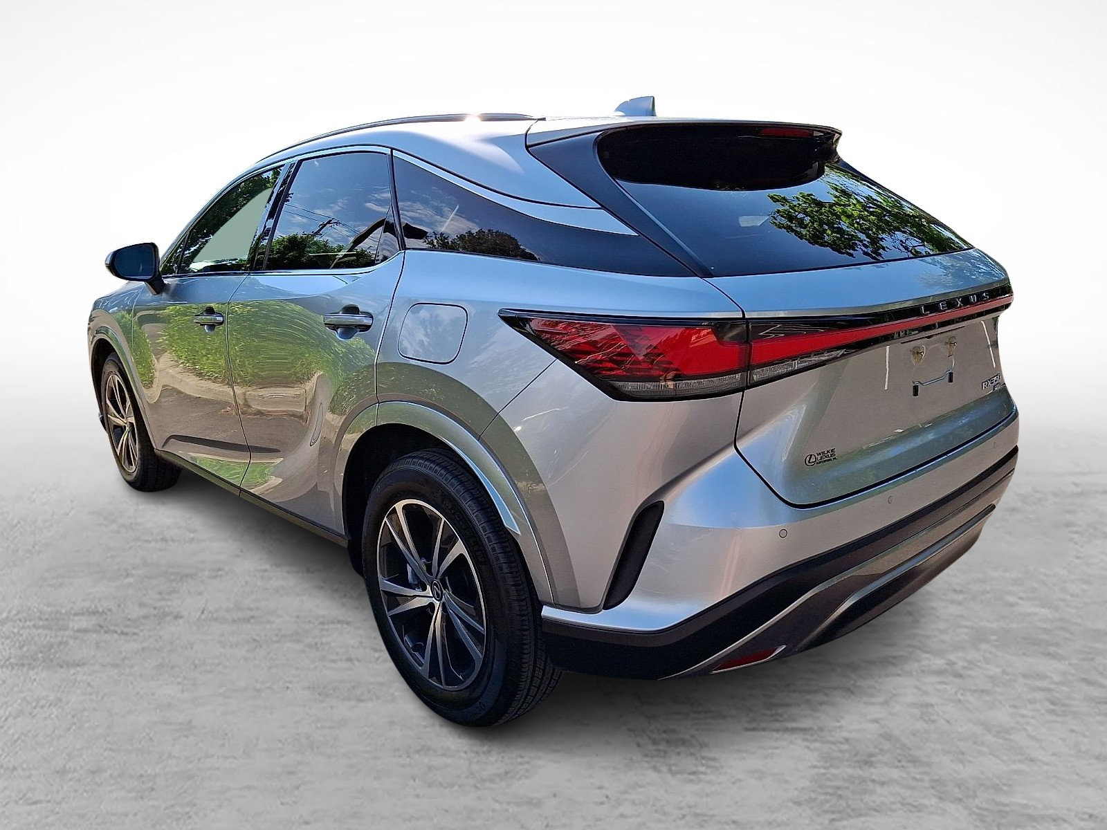 Certified 2023 Lexus RX 350 Premium w/ Cold Area Package AWD/4WD image 4