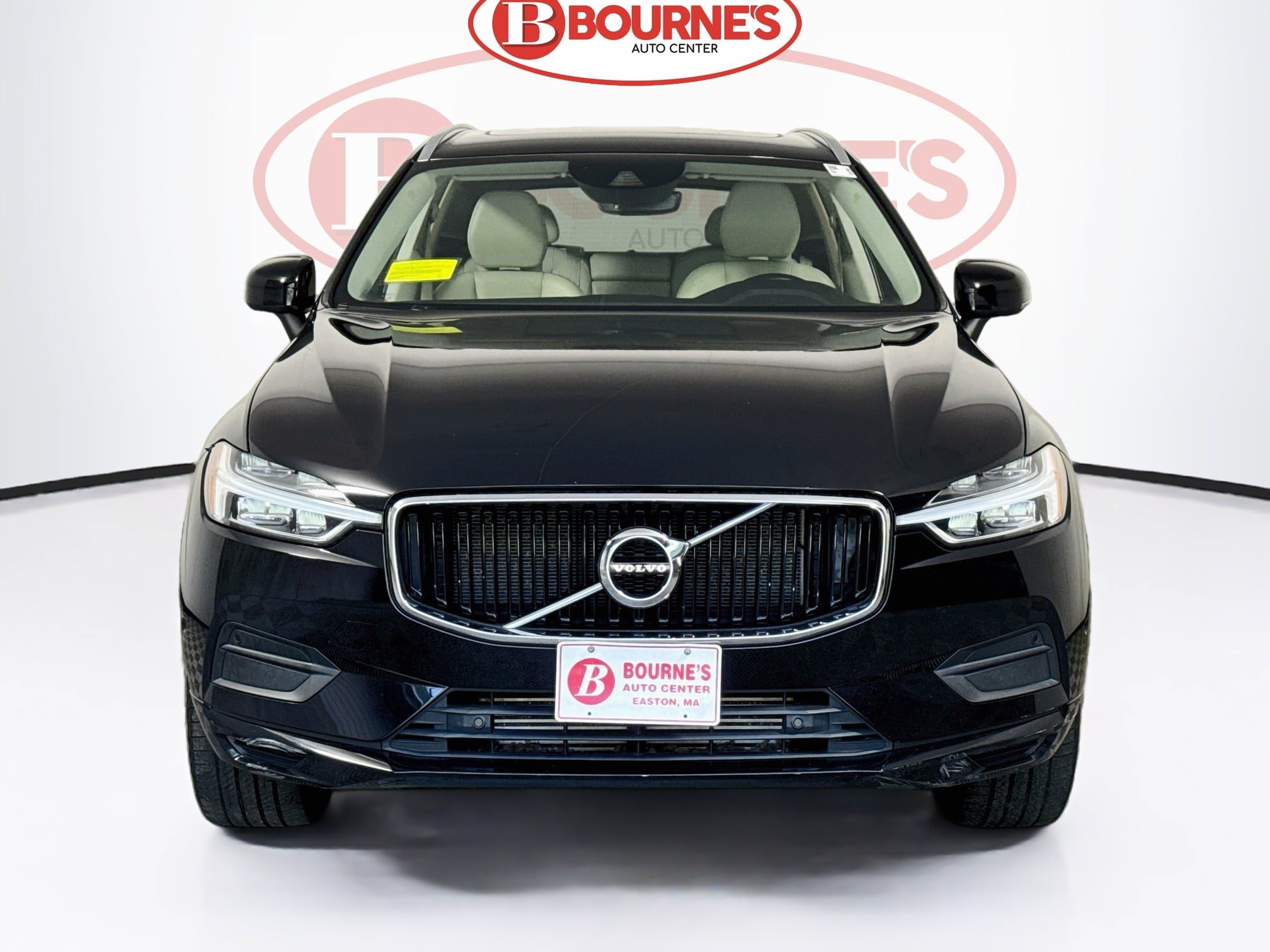 Used 2019 Volvo XC60 T5 Momentum w/ Premium Package AWD/4WD image 6