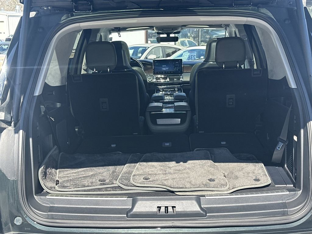 Used 2022 Lincoln Navigator Black Label image 19