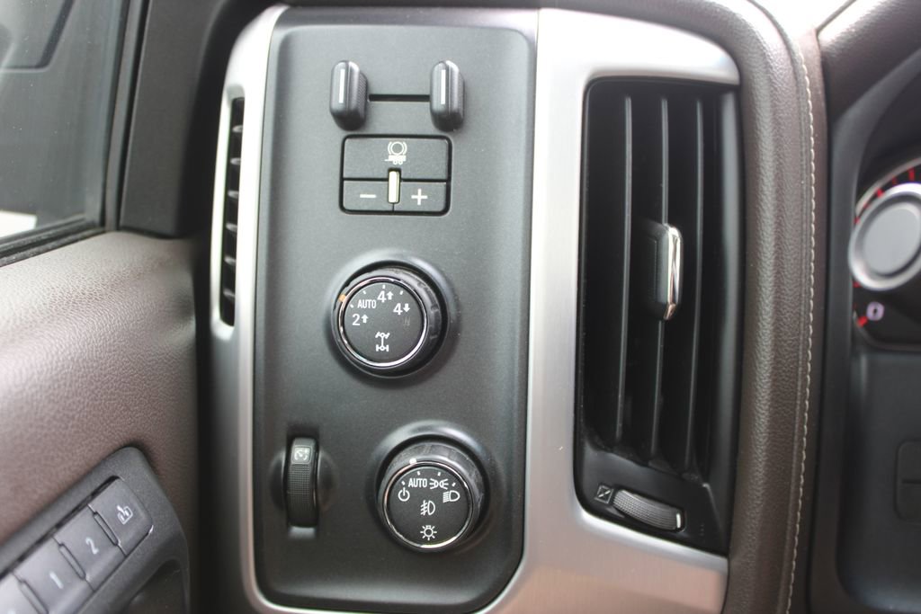 Used 2016 GMC Sierra 1500 SLT AWD/4WD image 24