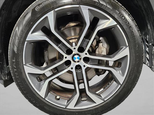 Used 2021 BMW X5 xDrive40i w/ Premium Package image 24