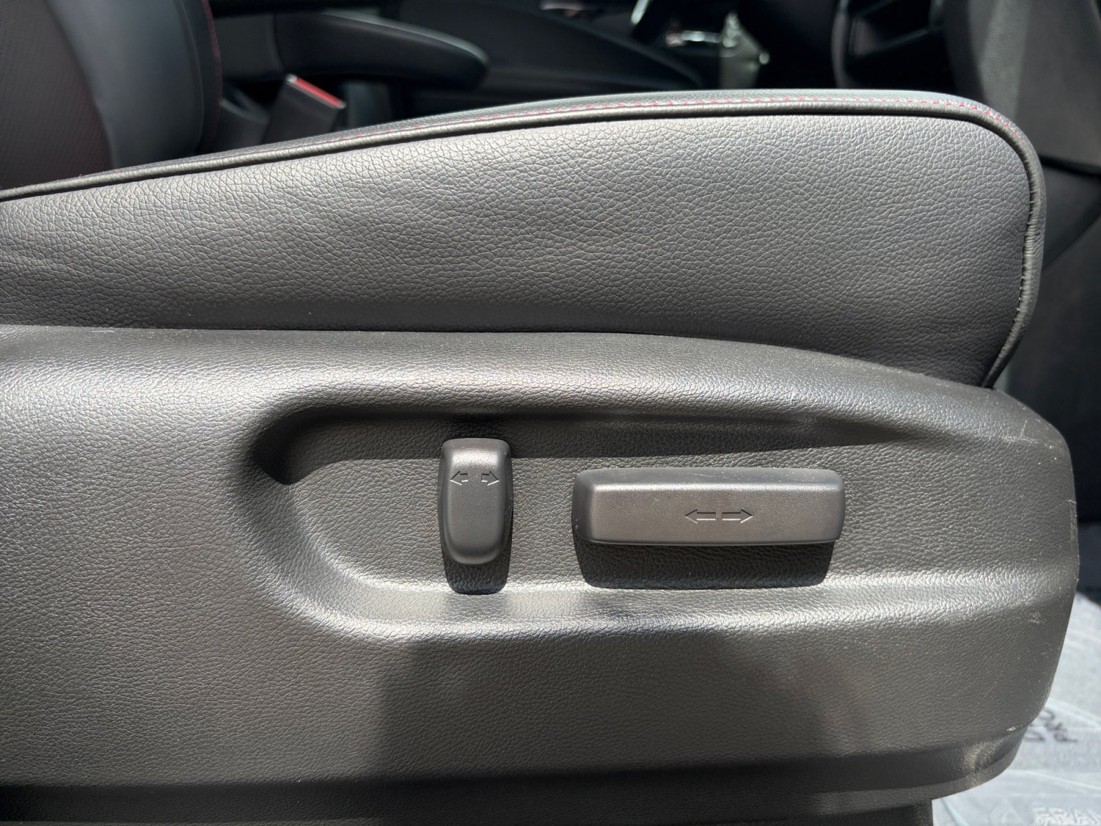 Used 2021 Honda Ridgeline Black Edition image 28