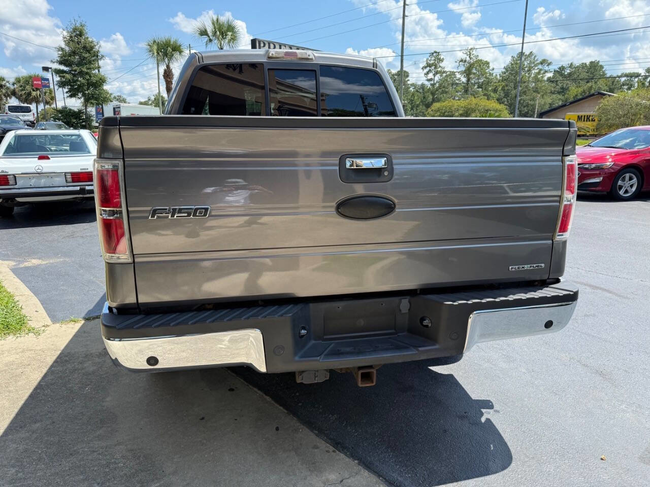 Used 2011 Ford F150 XLT w/ XLT Chrome Pkg image 4