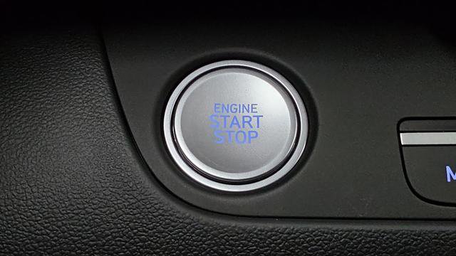 New 2026 Hyundai Elantra Limited FWD image 23