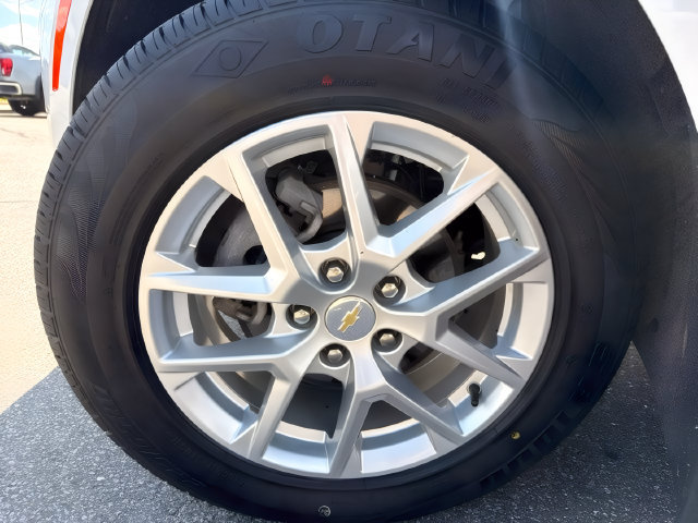 Used 2023 Chevrolet Equinox LT AWD/4WD image 13