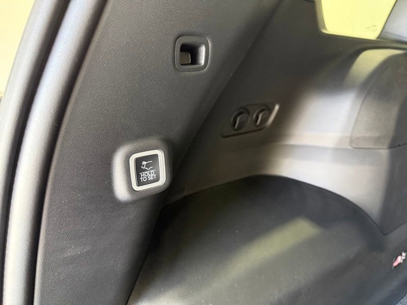 New 2026 Jeep Cherokee Overland AWD/4WD image 11