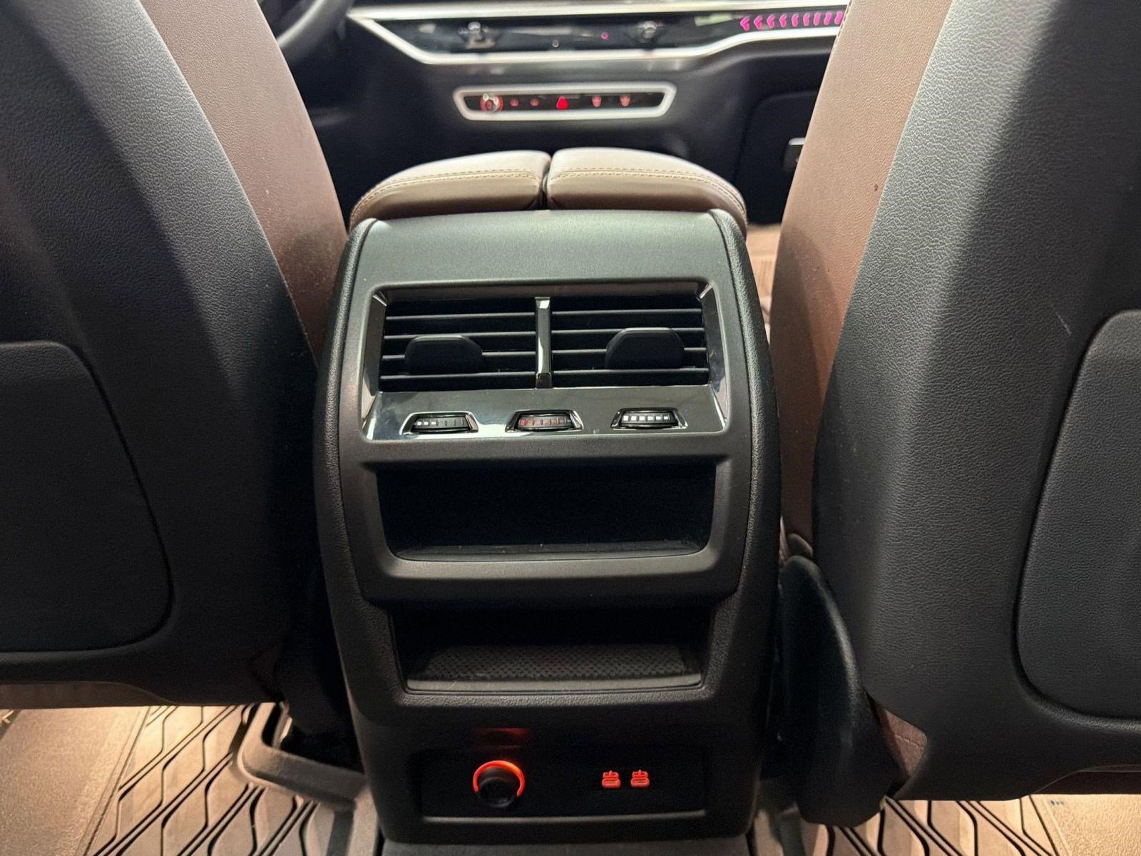 Certified 2024 BMW X5 xDrive40i w/ Premium Package image 31