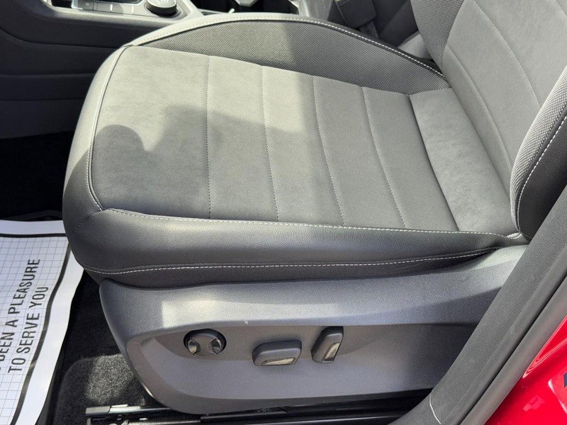 Used 2022 Volkswagen Taos SE image 22