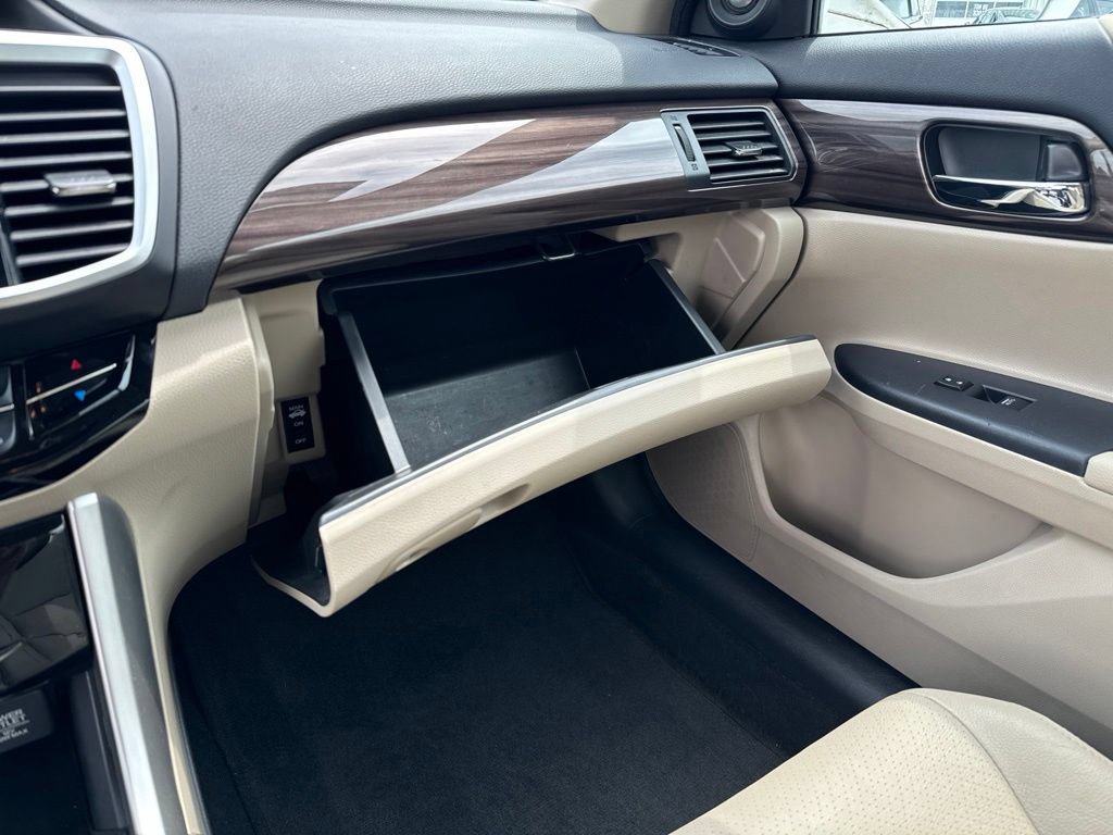 Used 2016 Honda Accord EX-L image 22