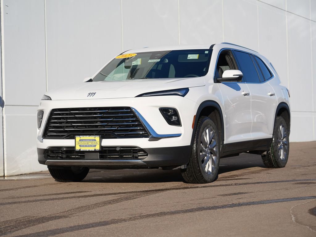 Used 2025 Buick Enclave Preferred image 7