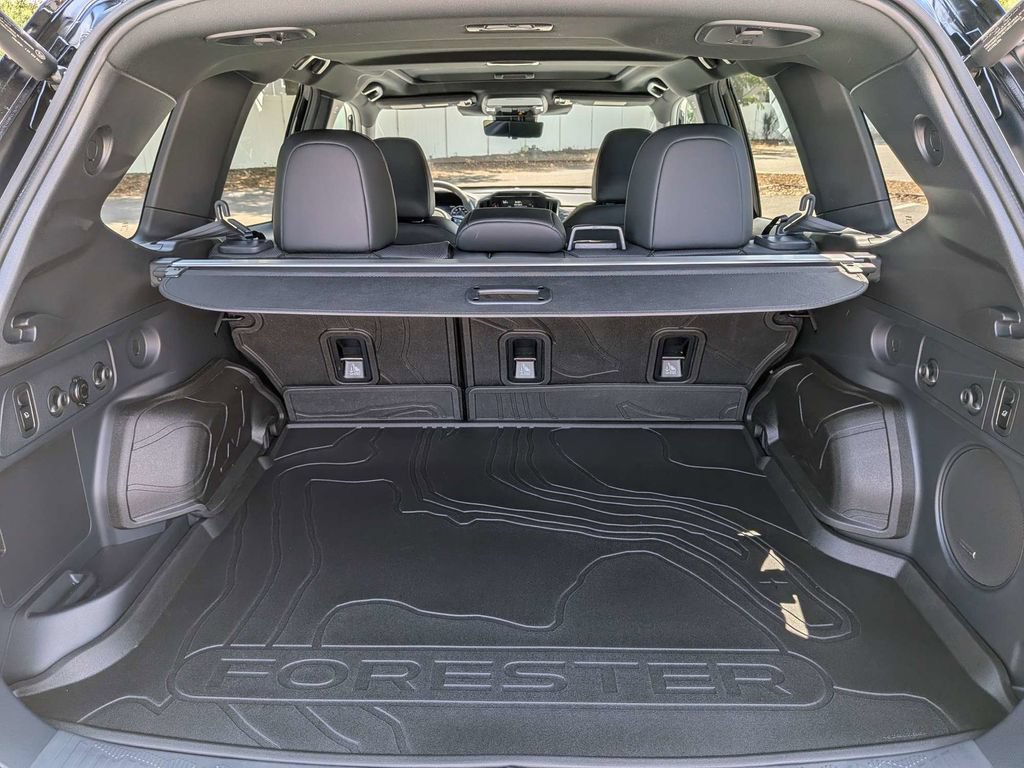 New 2026 Subaru Forester Touring AWD/4WD image 12