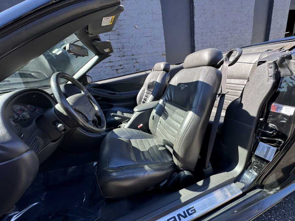 Used 2000 Ford Mustang GT RWD image 13