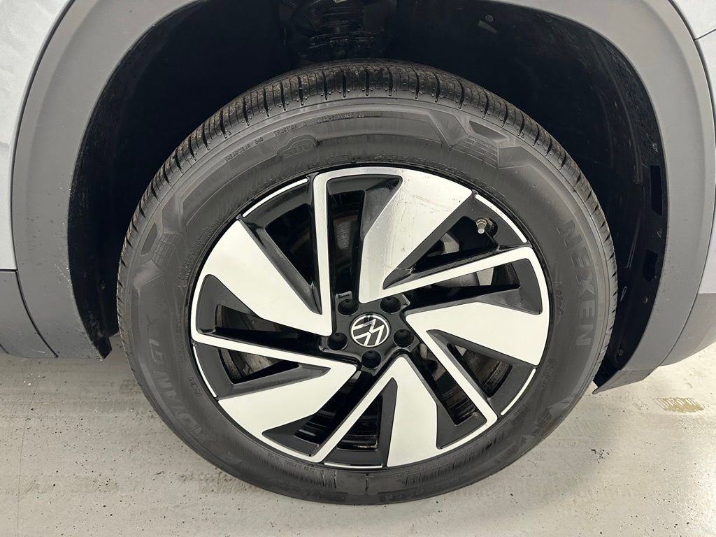 Used 2025 Volkswagen Atlas SE AWD/4WD image 65