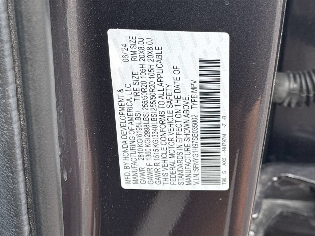 Used 2025 Honda Pilot Black Edition image 35