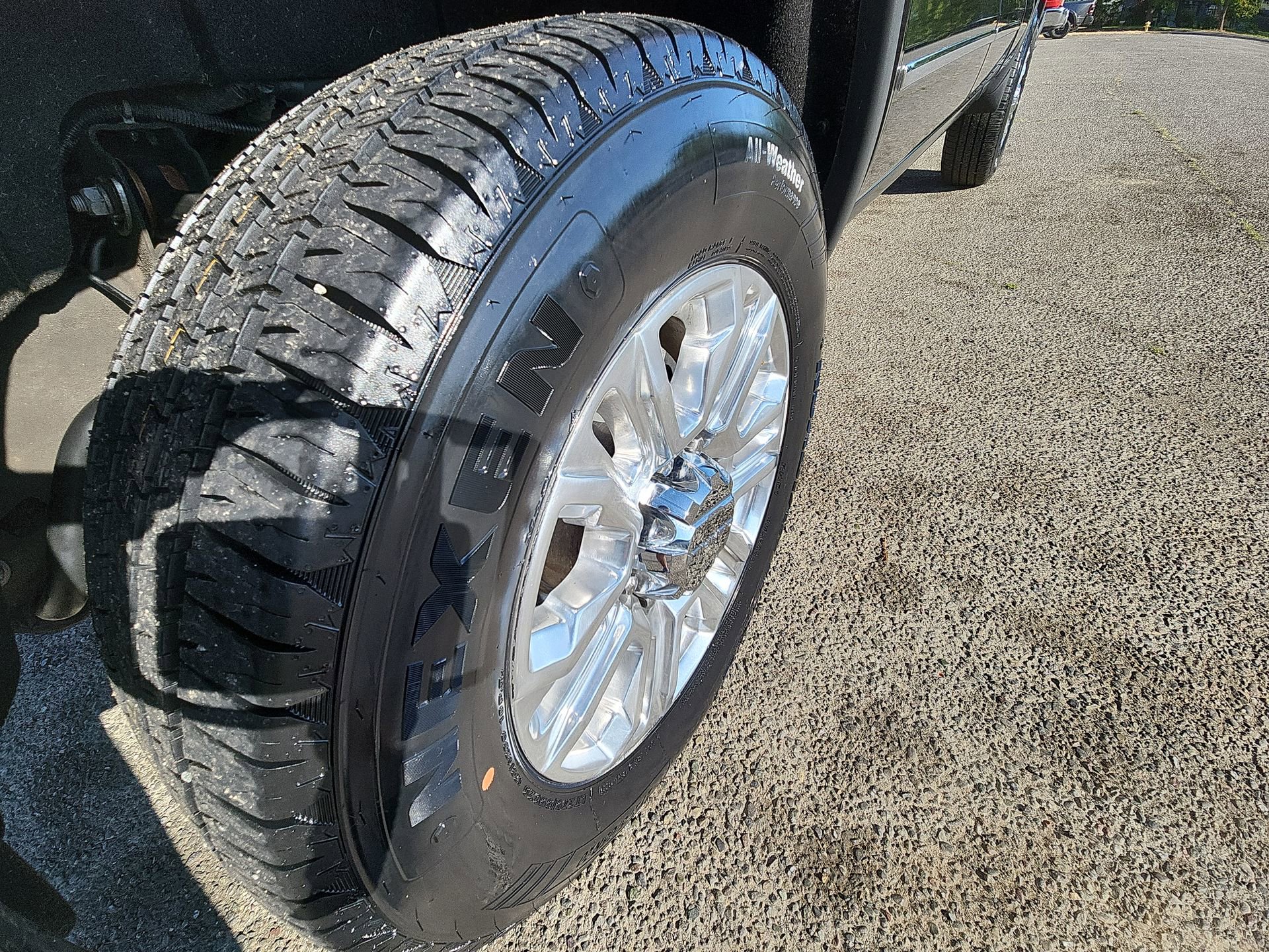 Used 2015 GMC Sierra 2500 Denali w/ Duramax Plus Package AWD/4WD image 19