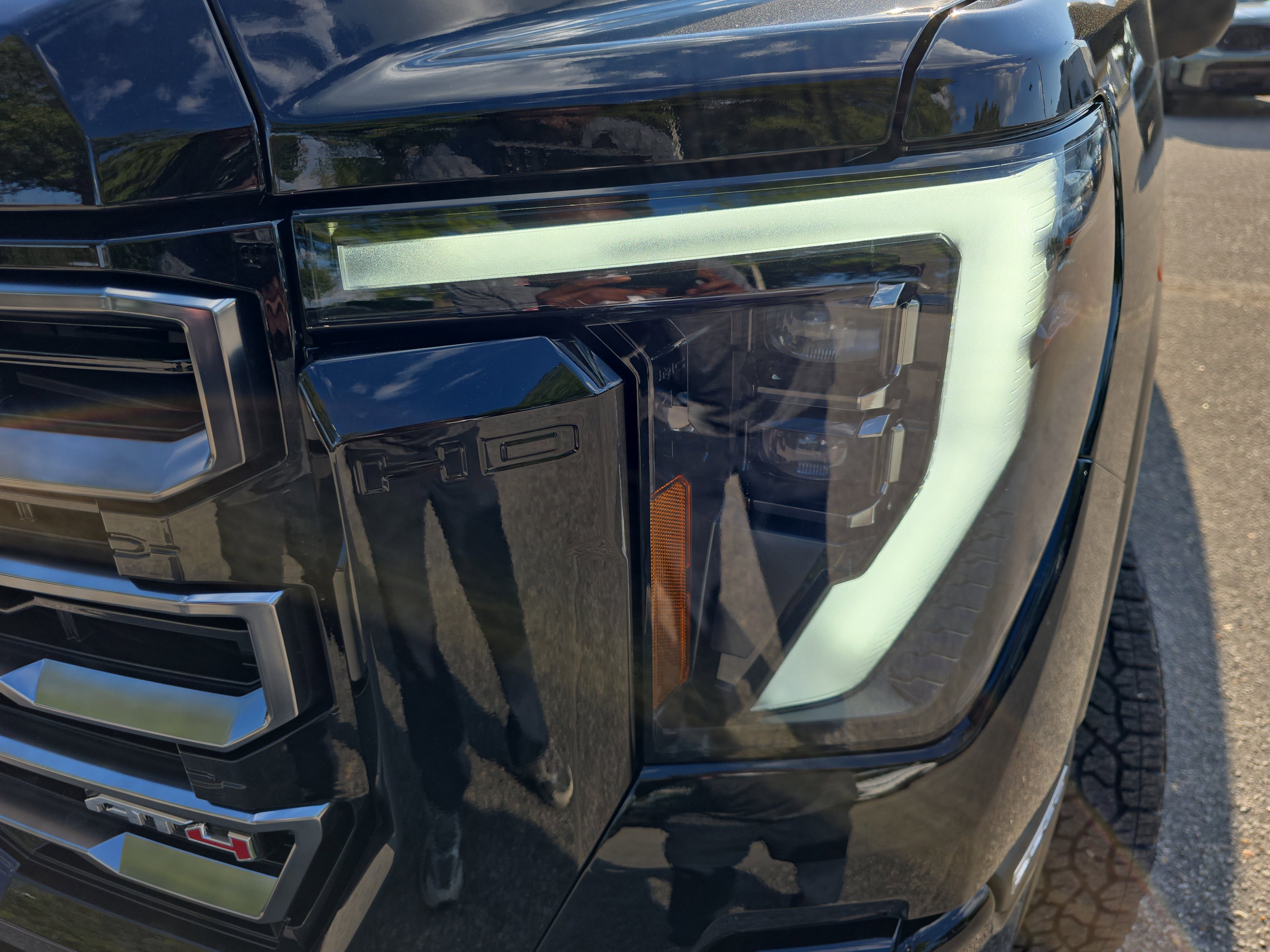 New 2026 GMC Sierra 2500 AT4 w/ Max Trailering Package image 33