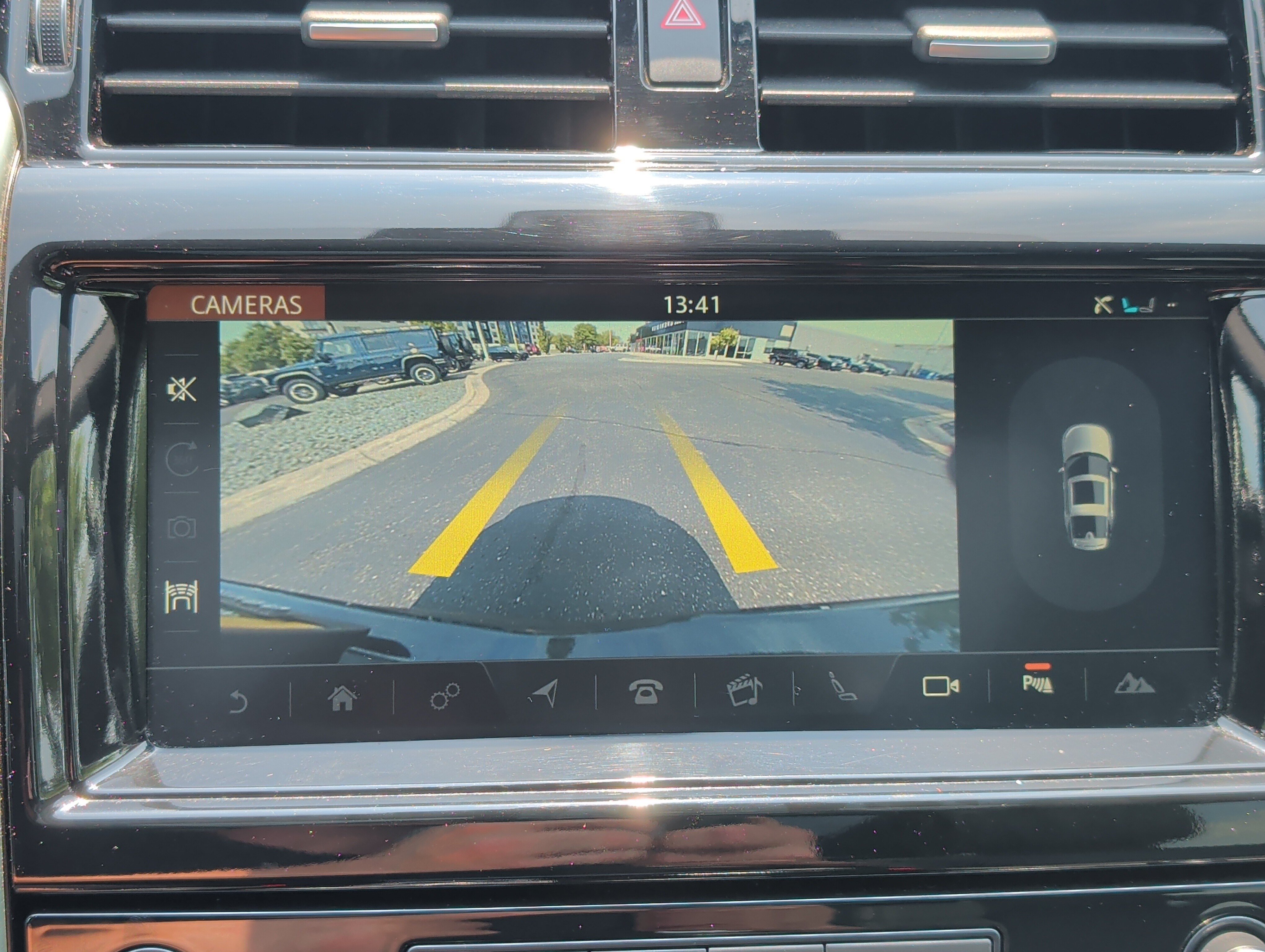 Used 2018 Land Rover Discovery HSE Luxury AWD/4WD image 37