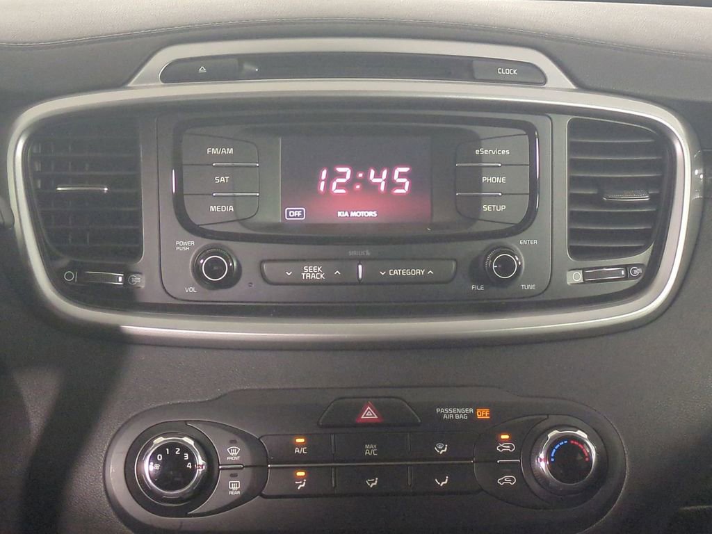 Used 2016 Kia Sorento FWD image 21