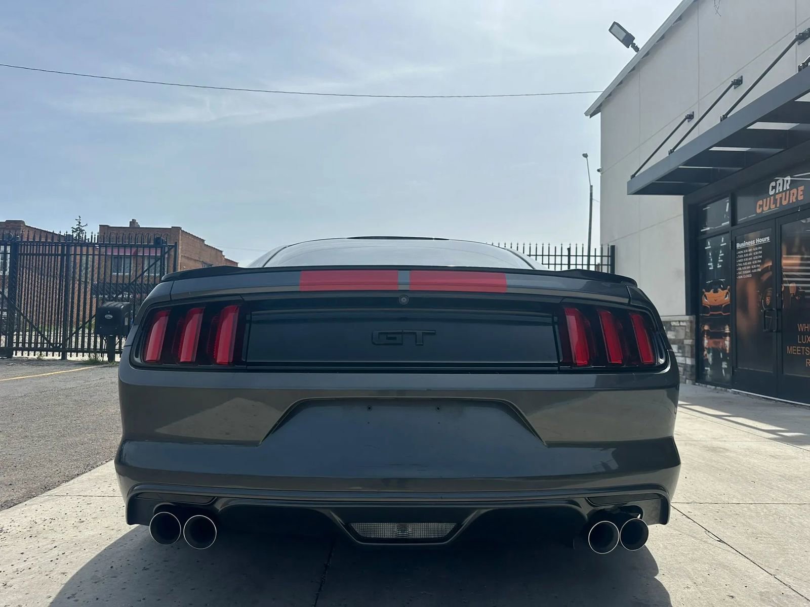 Used 2016 Ford Mustang GT RWD image 5