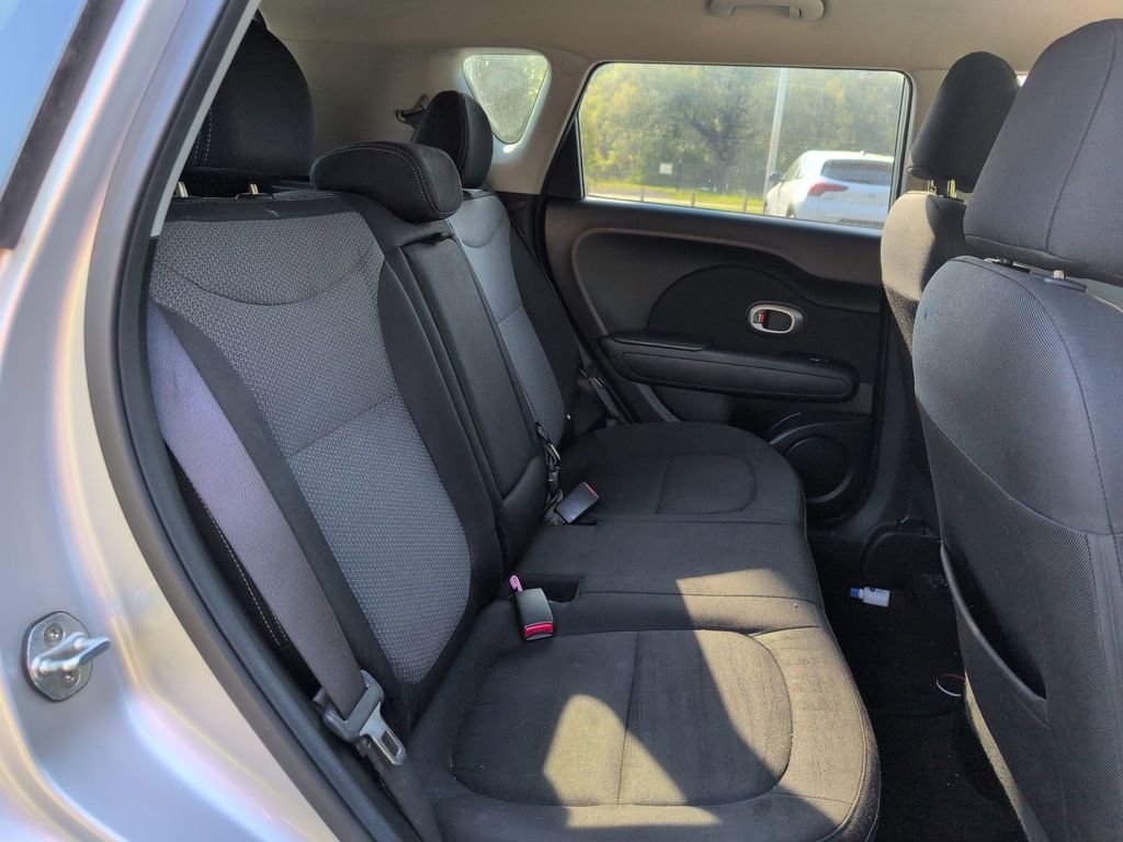 Used 2018 Kia Soul + image 24