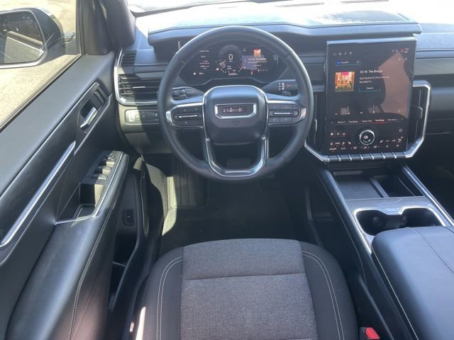 Used 2025 GMC Acadia Elevation image 20